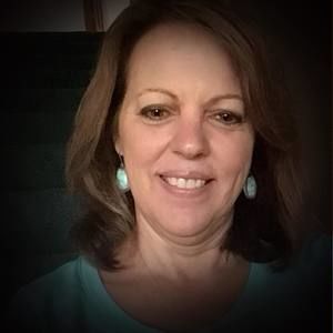 Meet your Posher, Lorraine